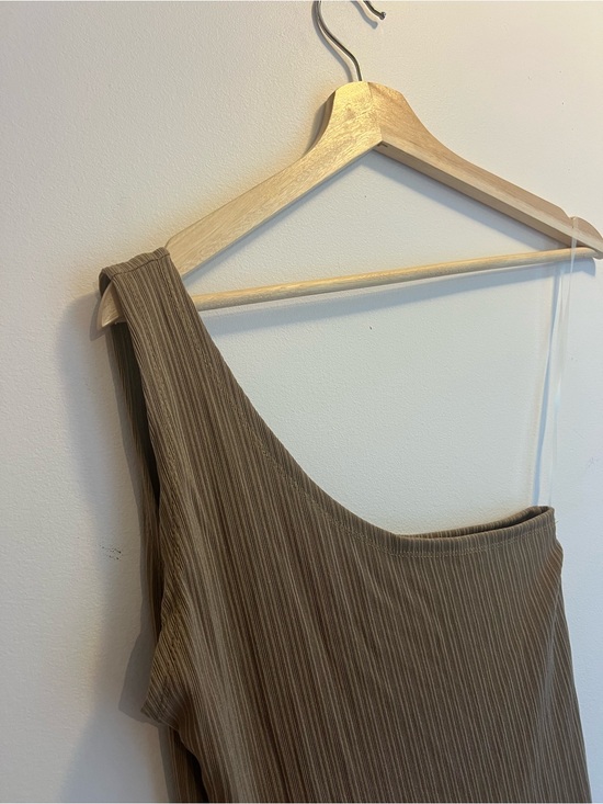 Louve Dresses & Skirts - One-Shoulder Ribbed Dress in Taupe